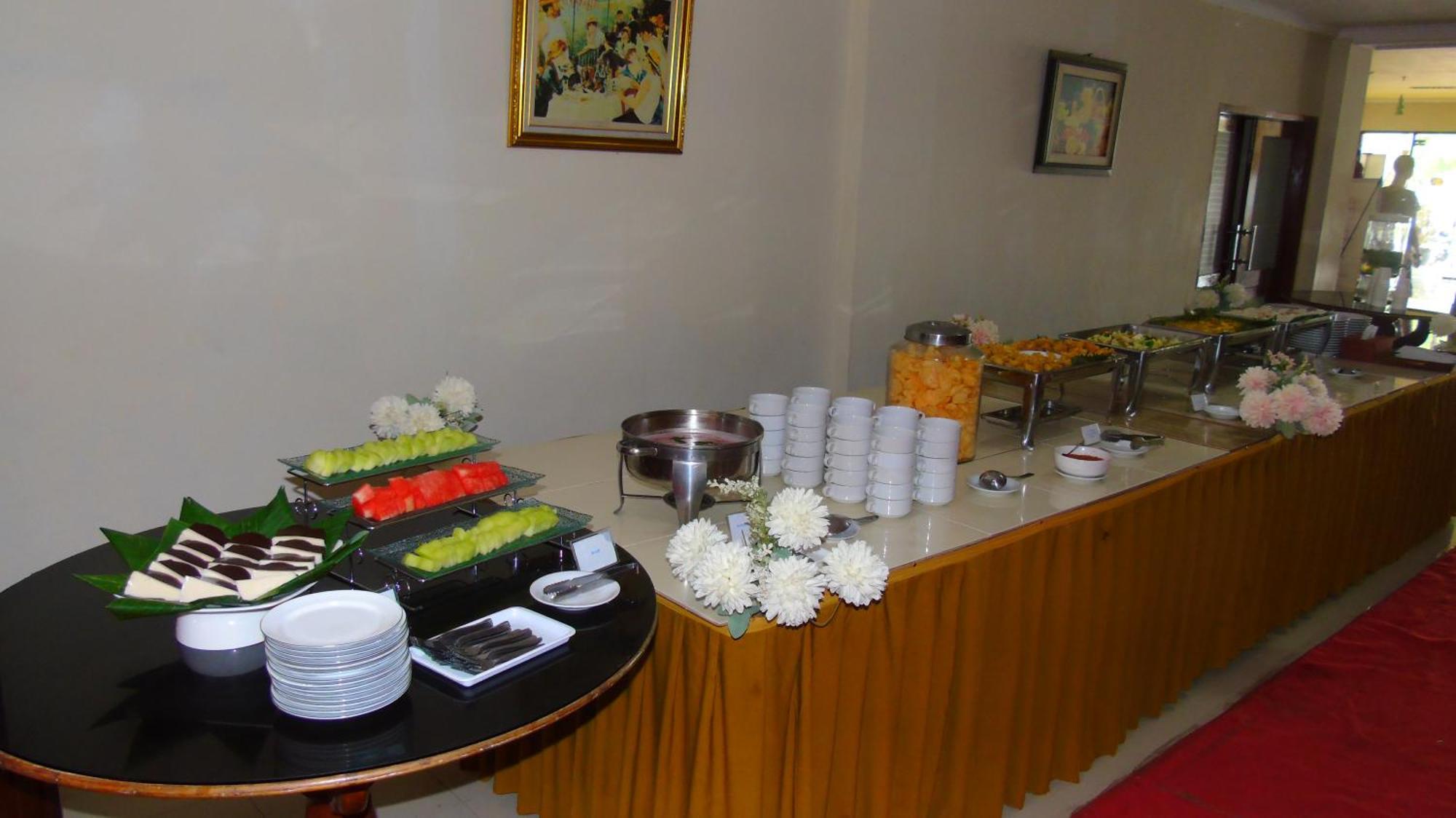 Pia Hotel Cirebon Luaran gambar