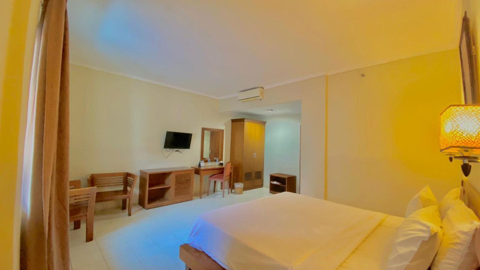 Pia Hotel Cirebon Luaran gambar
